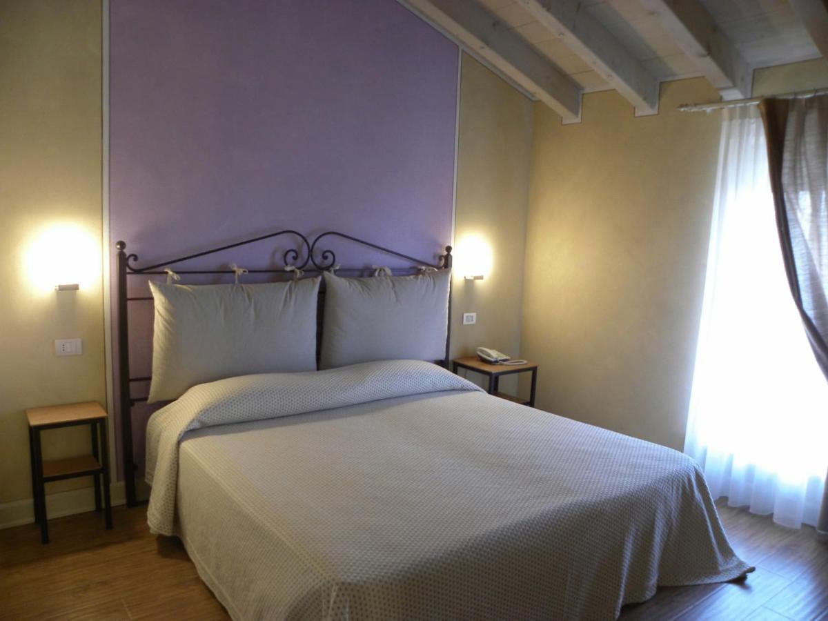 Agriturismo Feliciana Pozzolengo Zewnętrze zdjęcie